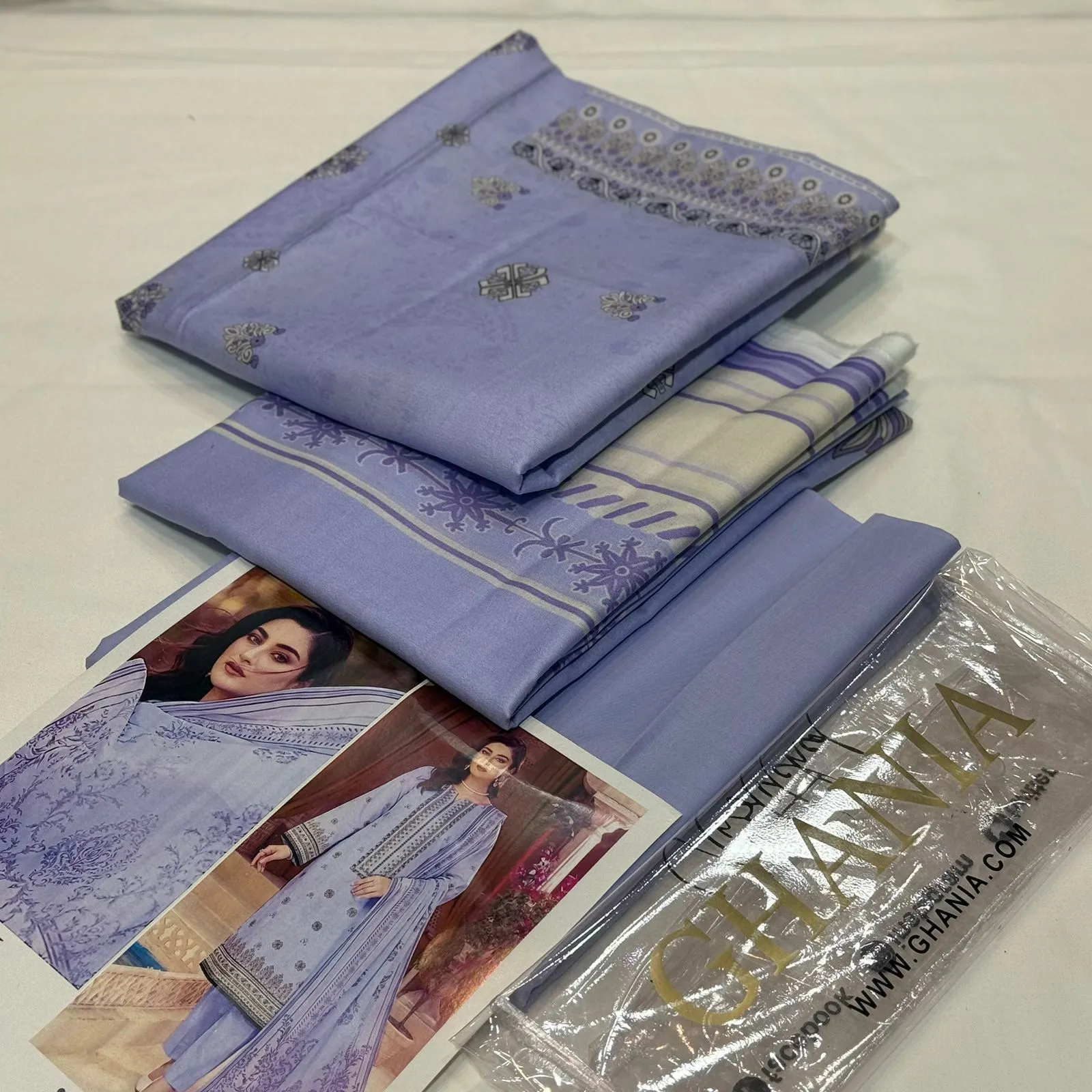 Ghania Lawn Suit 2026 (5)