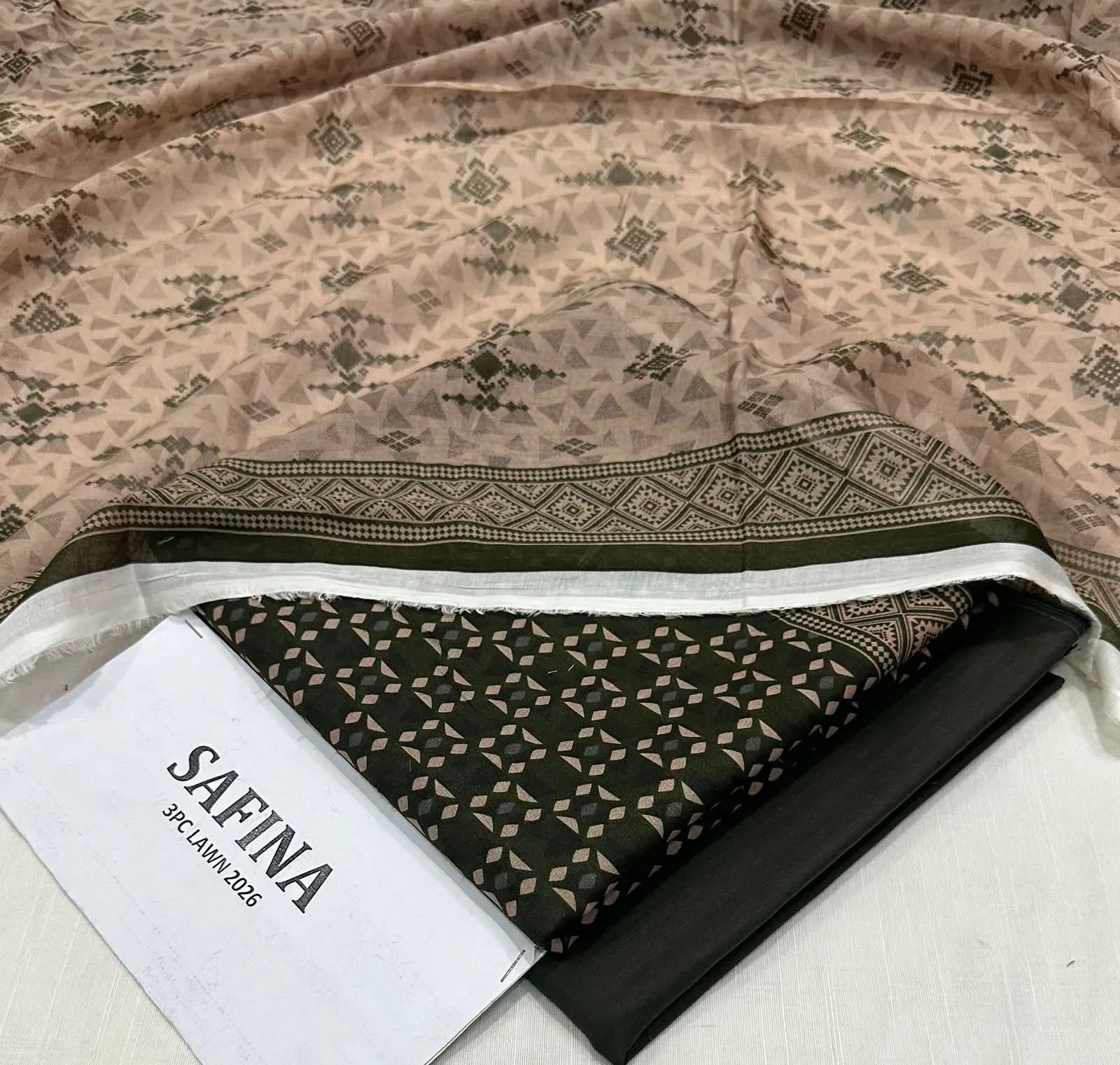 Saphonia Digital Printed Lawn Suit (13)