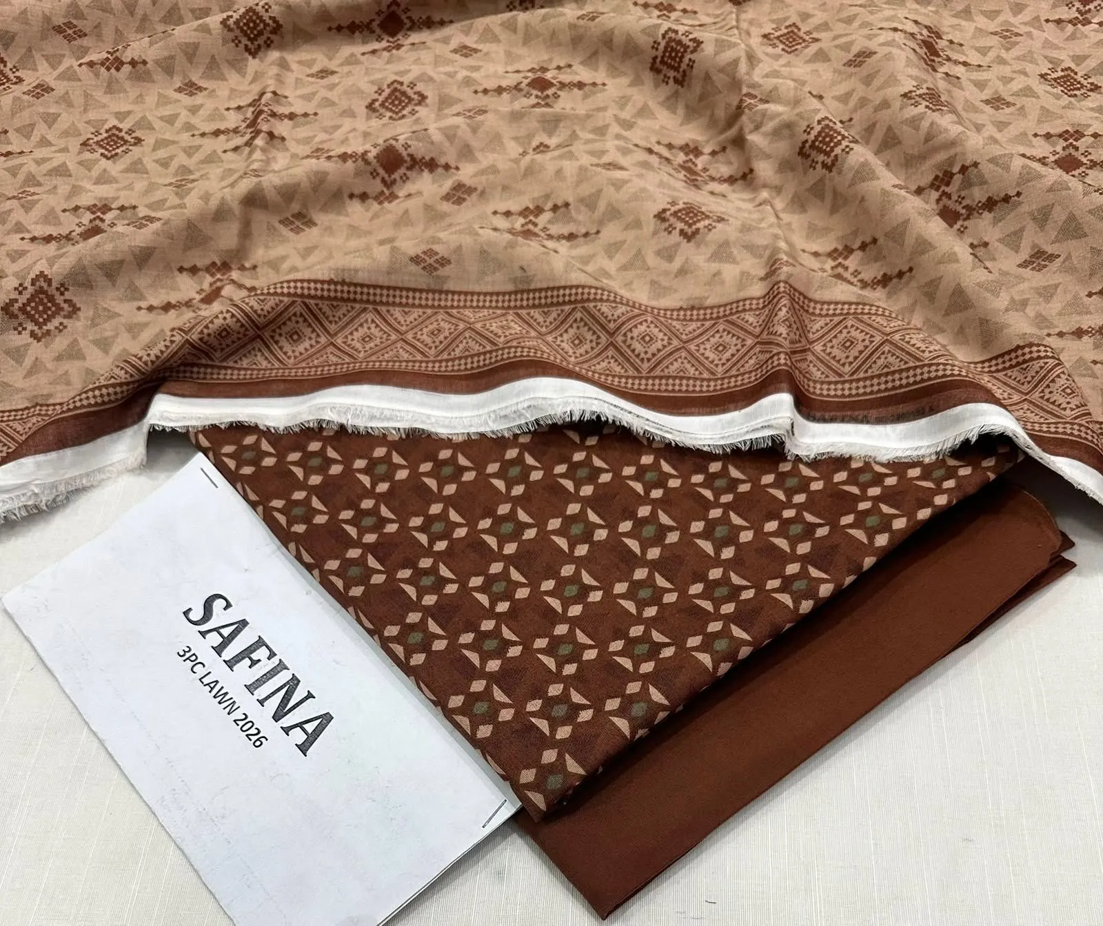 Saphonia Digital Printed Lawn Suit (21)