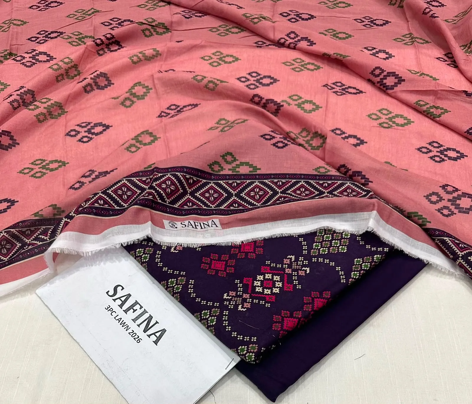 Saphonia Digital Printed Lawn Suit (25)