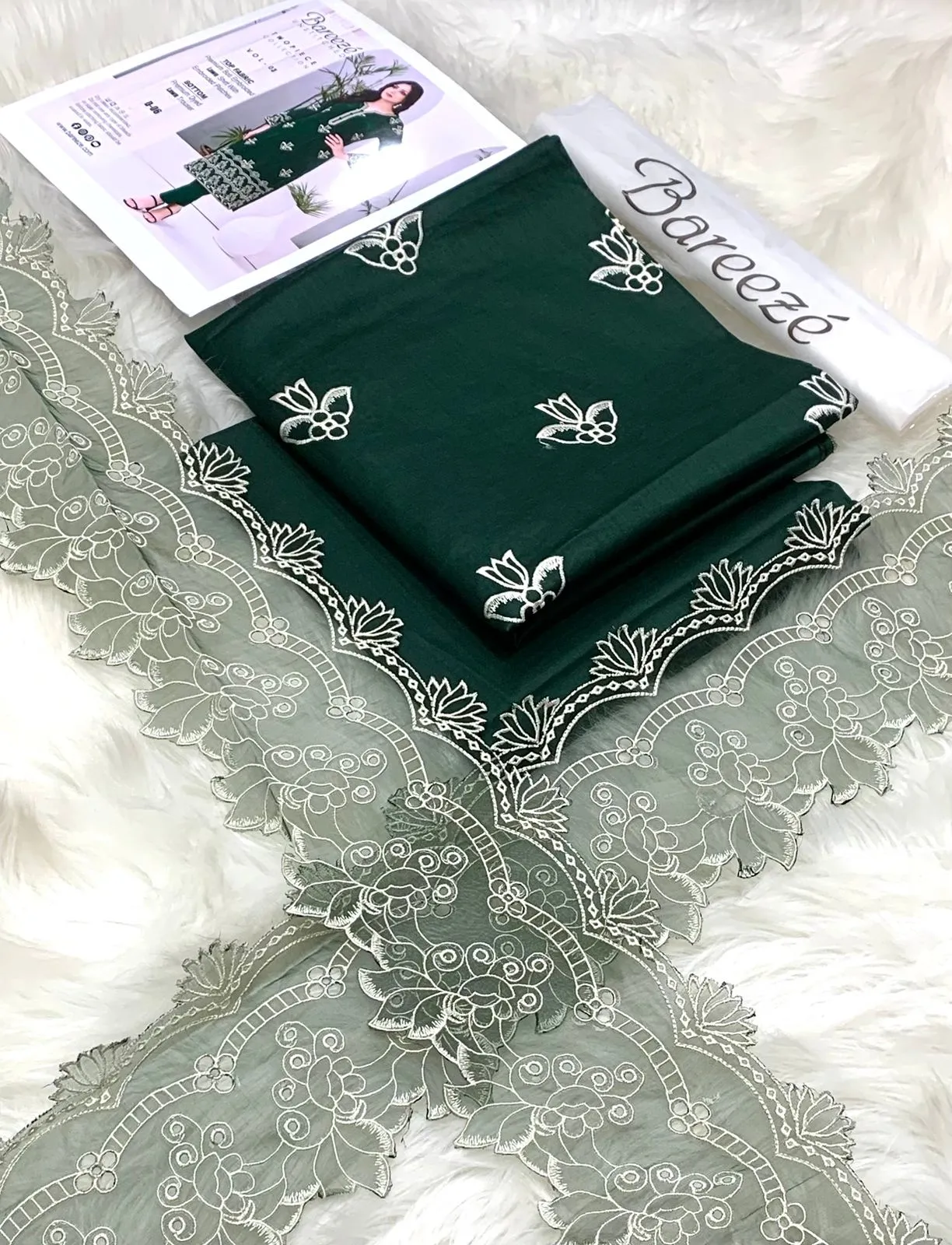 Breeze Embroidered Lawn Dress (8)