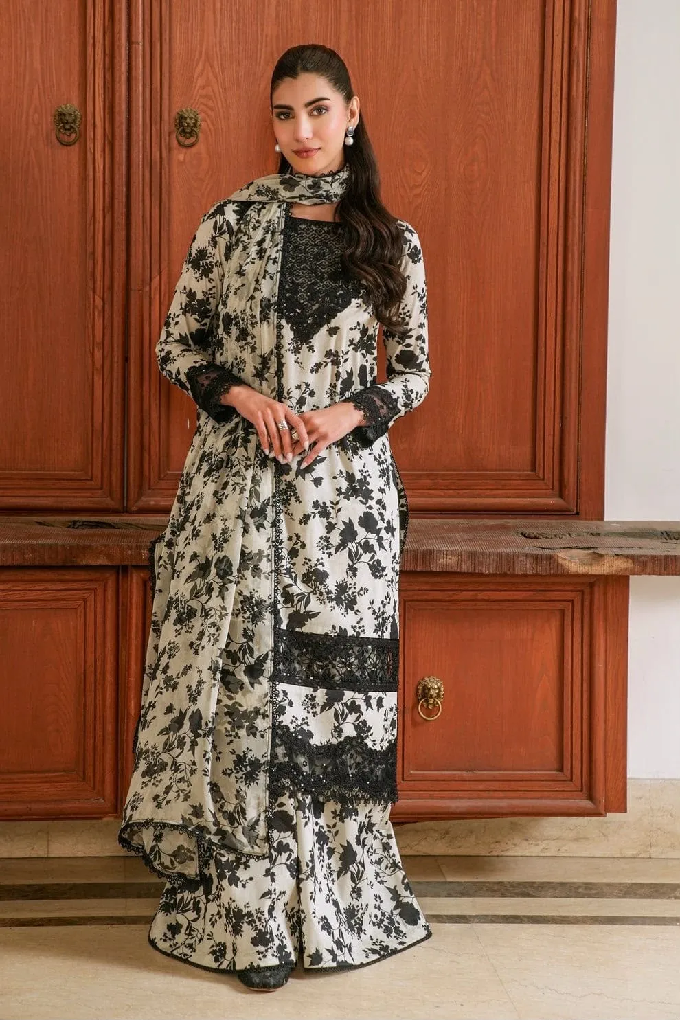 Embroidered Lawn Suit 2026 | Swiss Voil Dupatta Collection