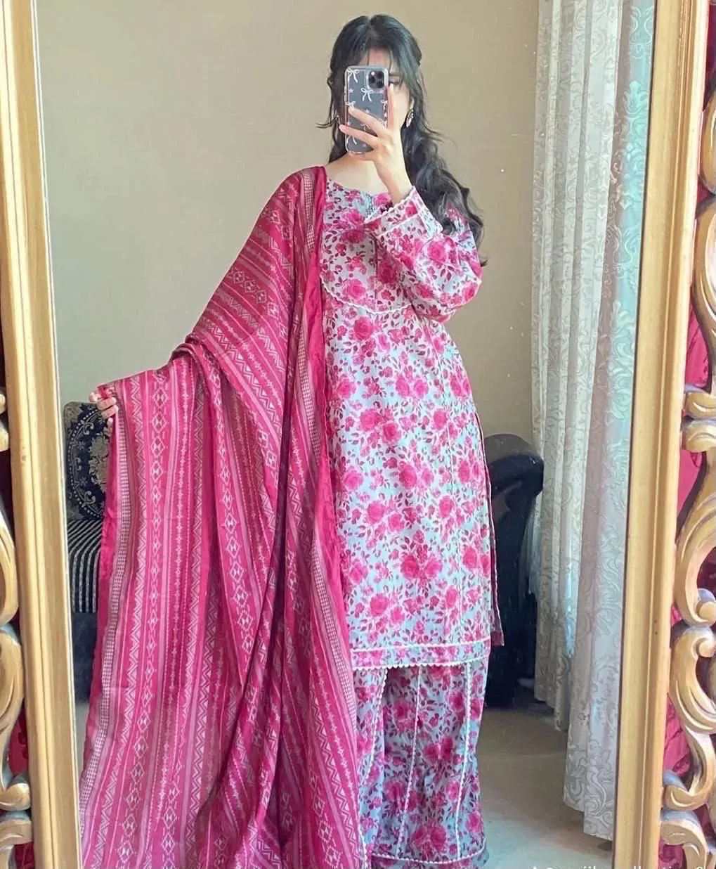 Bin Saeed Printed Lawn Suit 2026 (55)