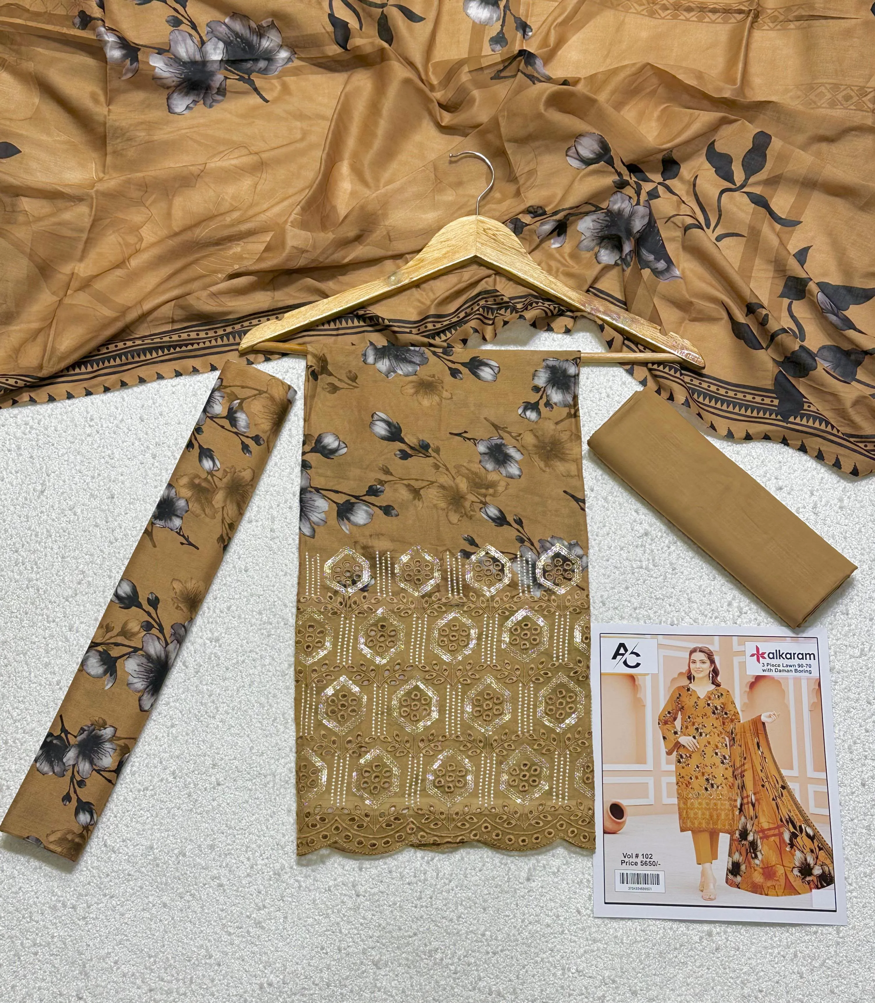 Alkaram Embroidered Lawn Suit 2026 (2)