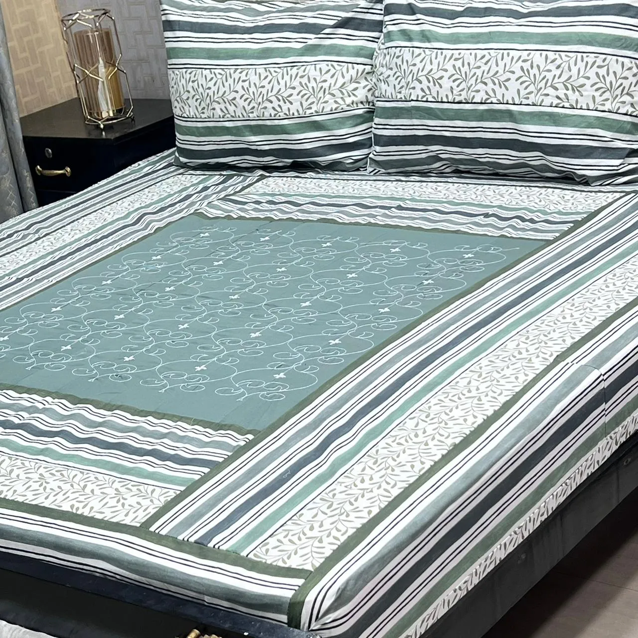 Embroidered Patch Work Bedsheet (32)