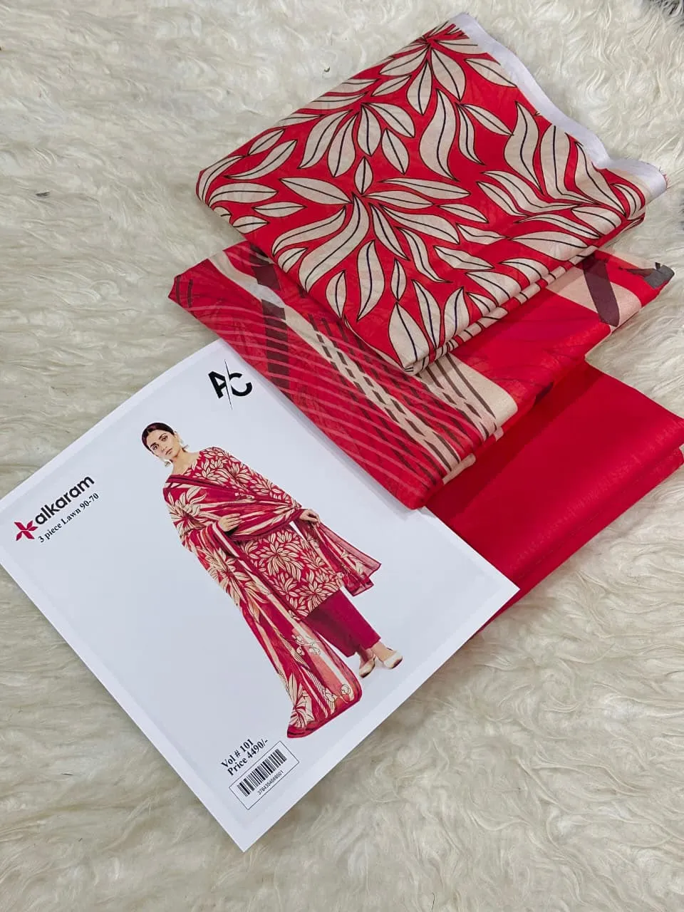 Alkaram Printed Lawn Suit 2026 (35)