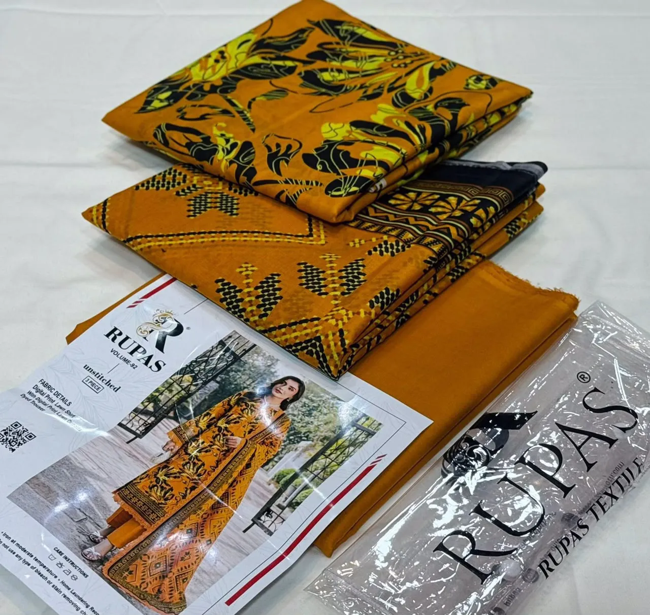 Rupas Pure Lawn Suit 2026 (3)