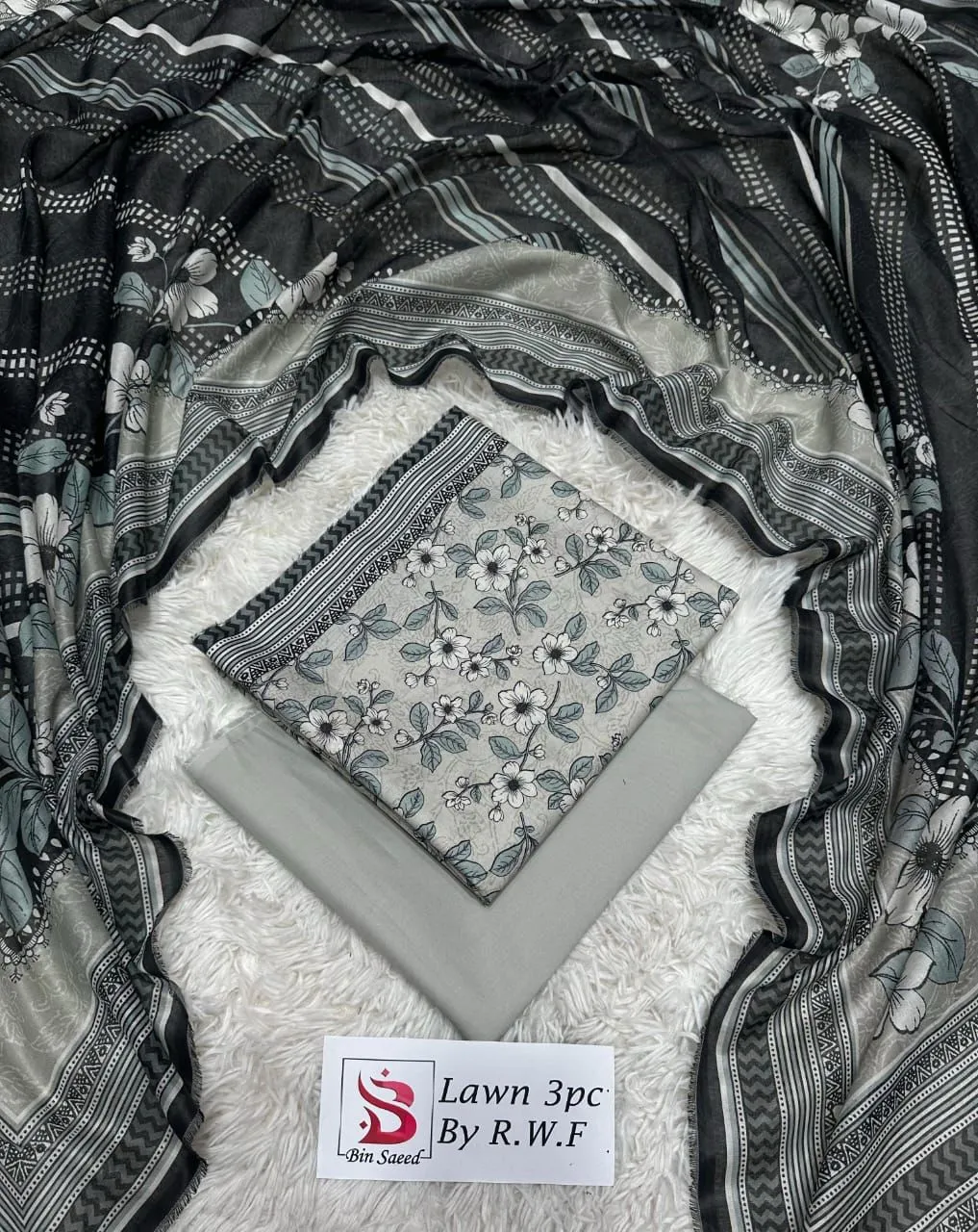 Bin Saeed Digital Printed Airjet Lawn 3 Piece Suit (47)