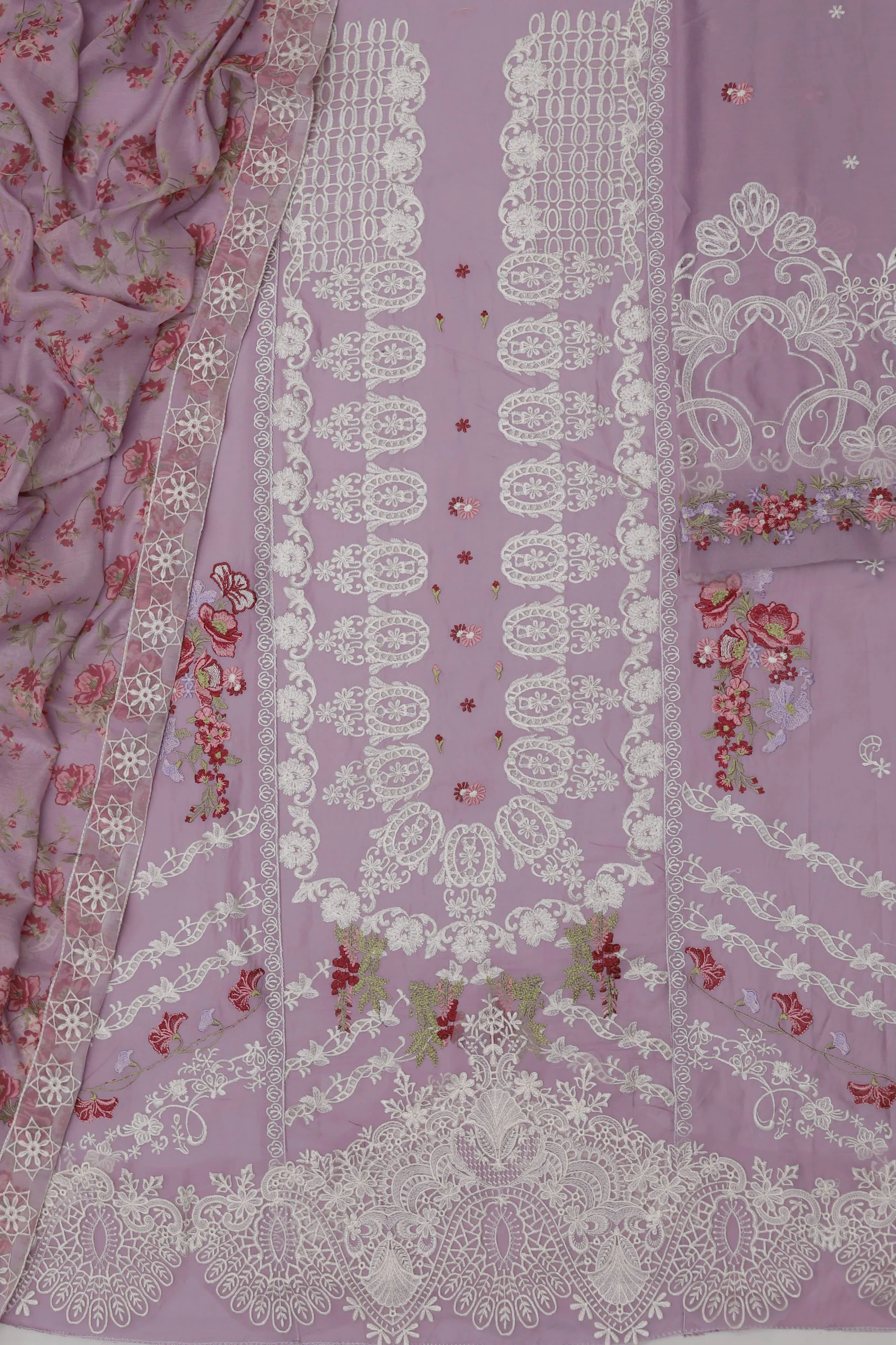 ELAF Lawn Code 5198 | Embroidered 3 Piece Suit