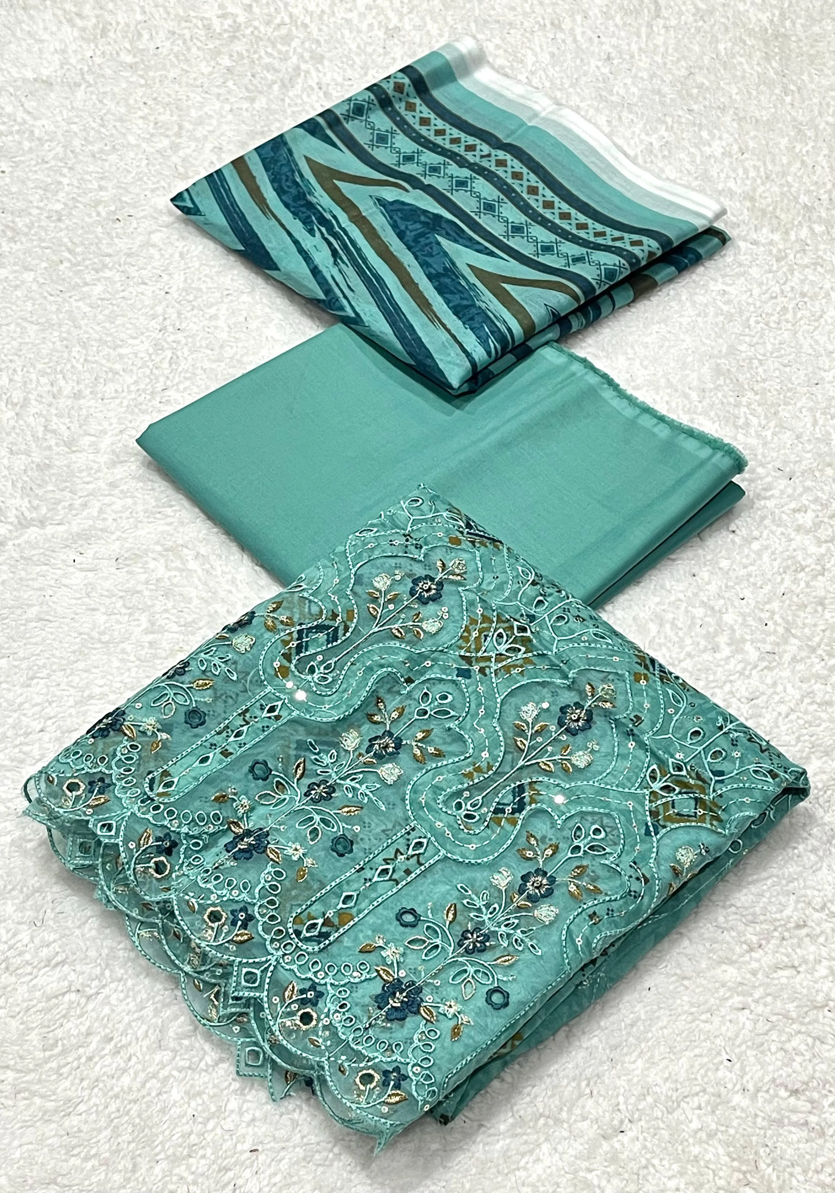 Rawayat Printed Lawn 2026 (3)