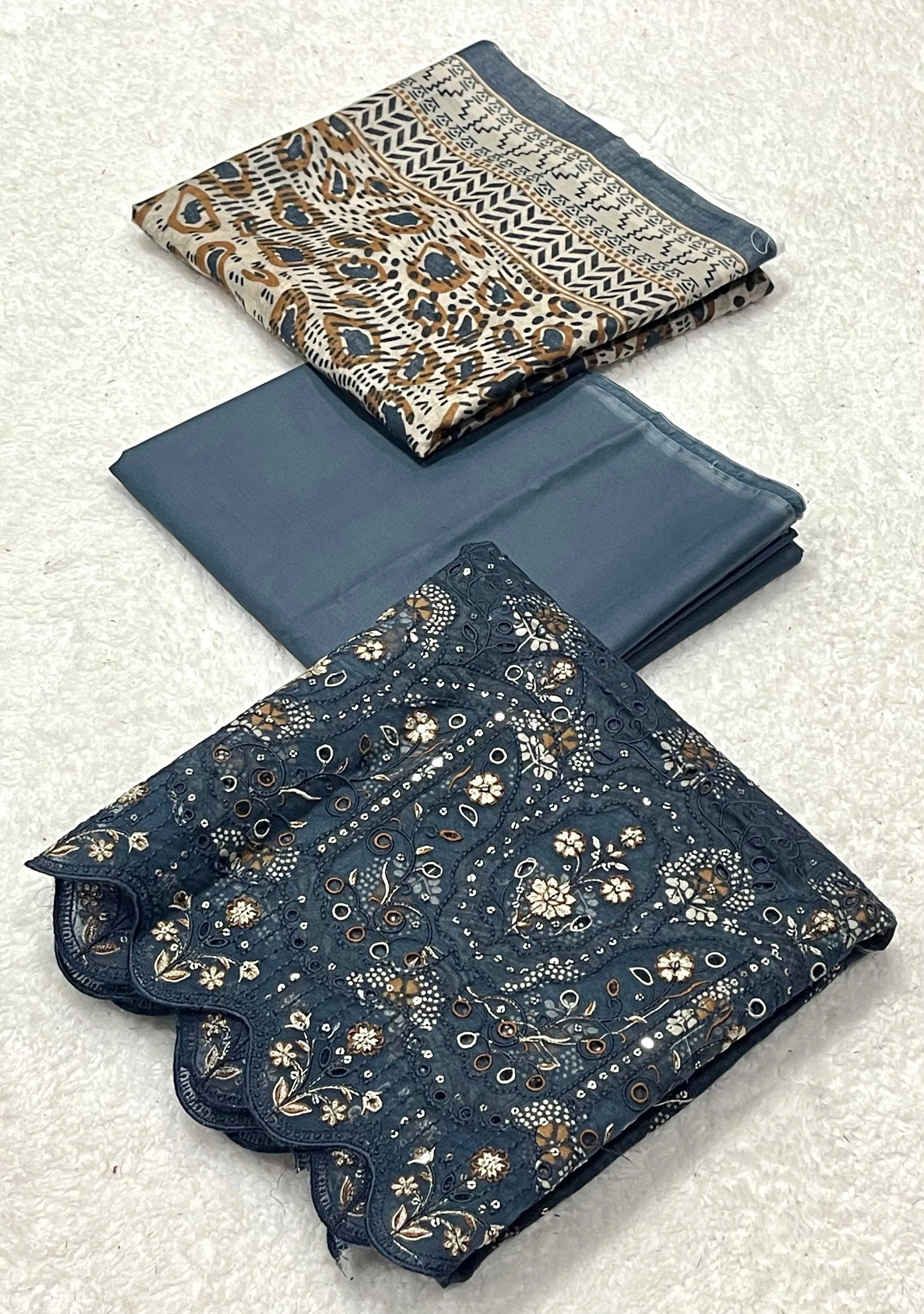 Rawayat Printed Lawn 2026 (13)