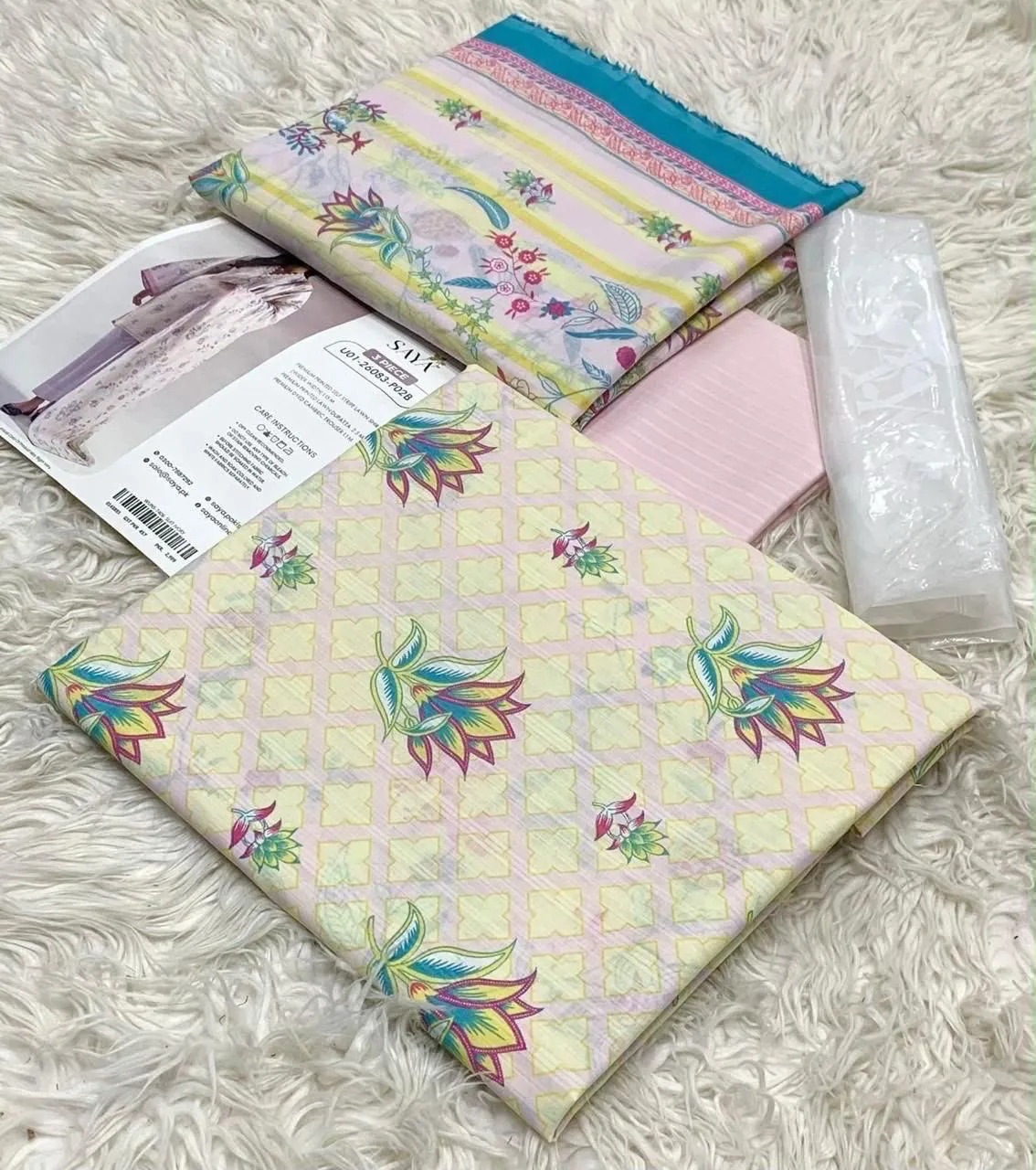 Saya Printed Lawn 3 Piece (5)