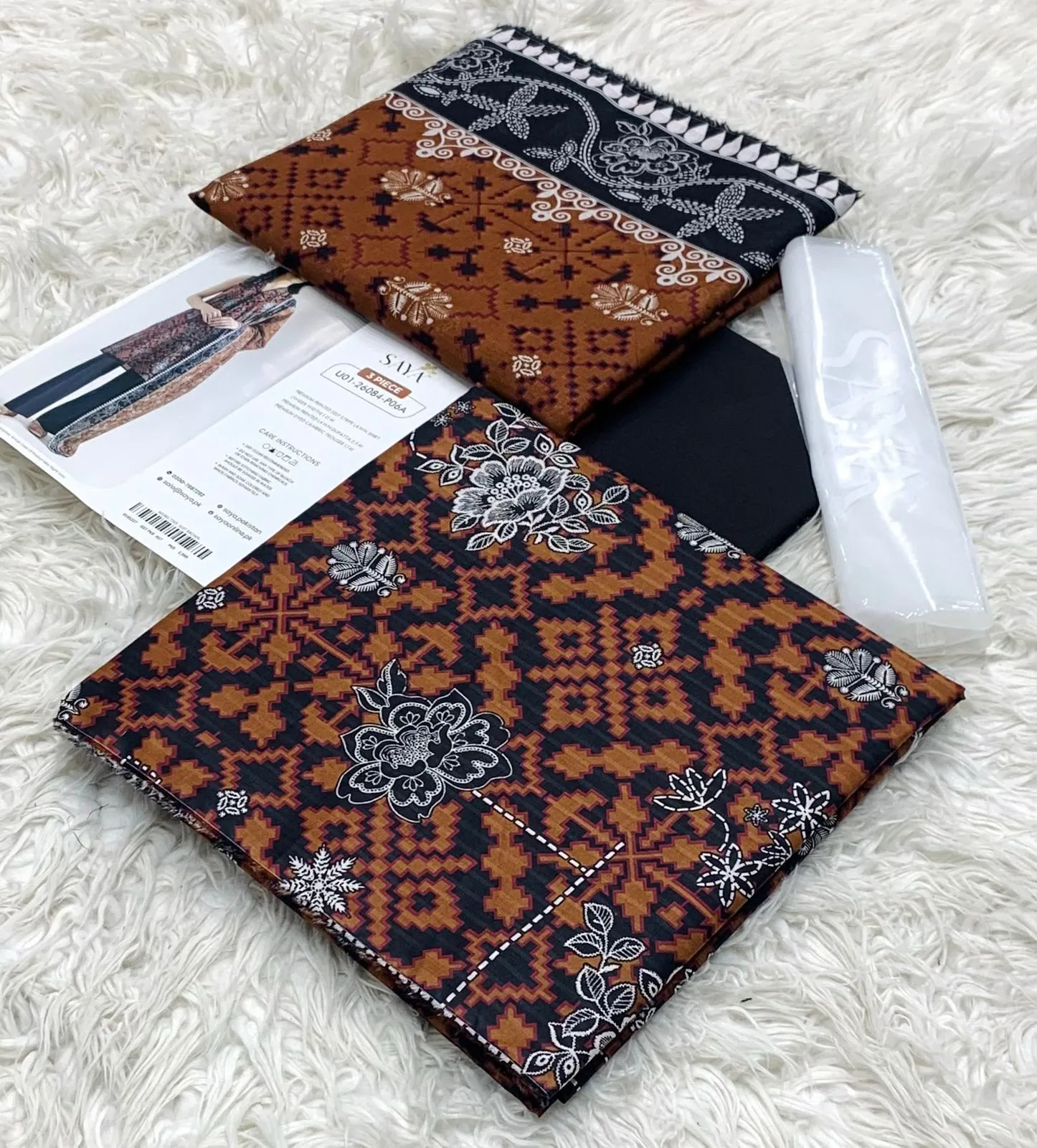 Saya Printed Lawn 3 Piece (7)