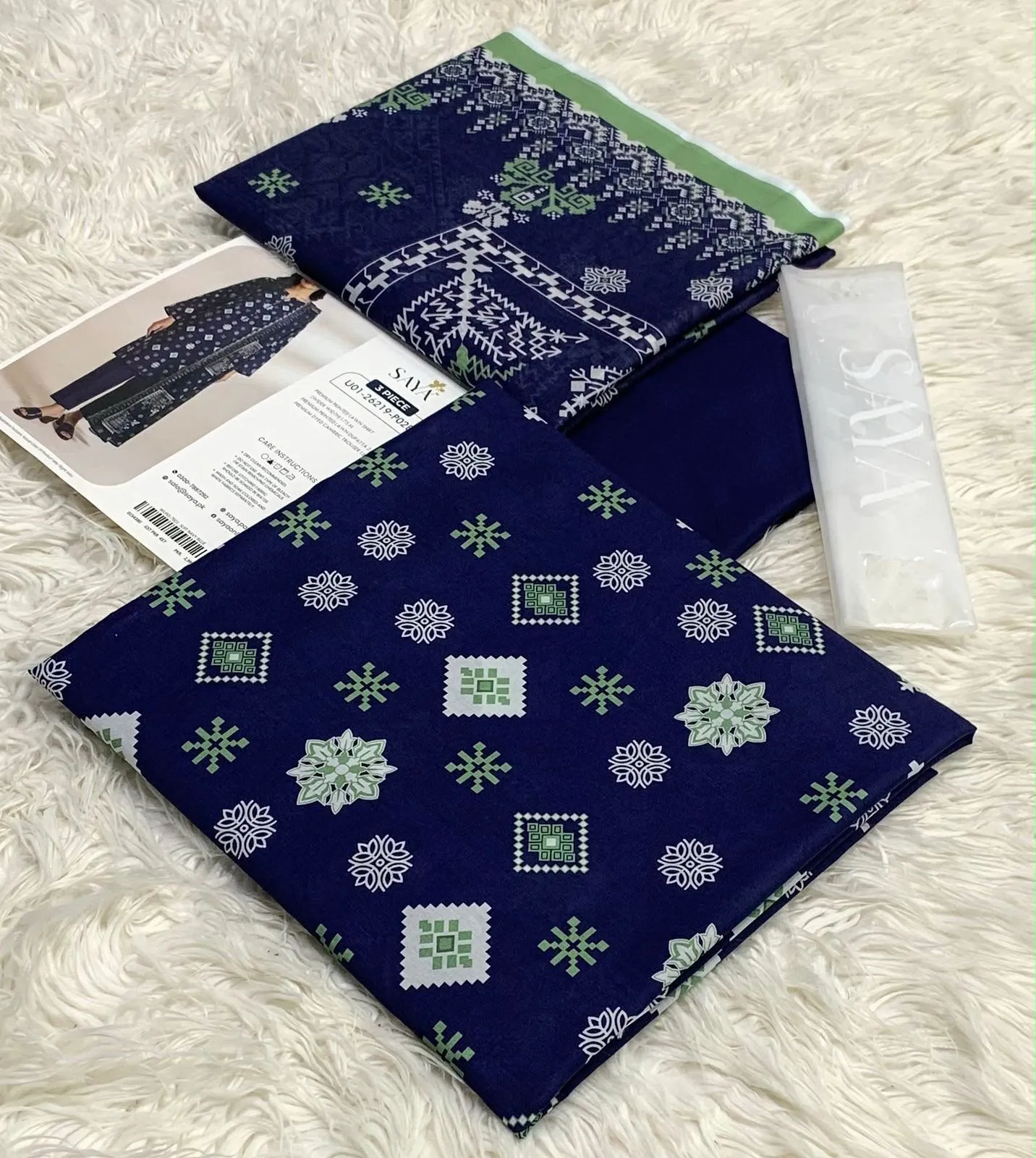Saya Printed Lawn 3 Piece (13)