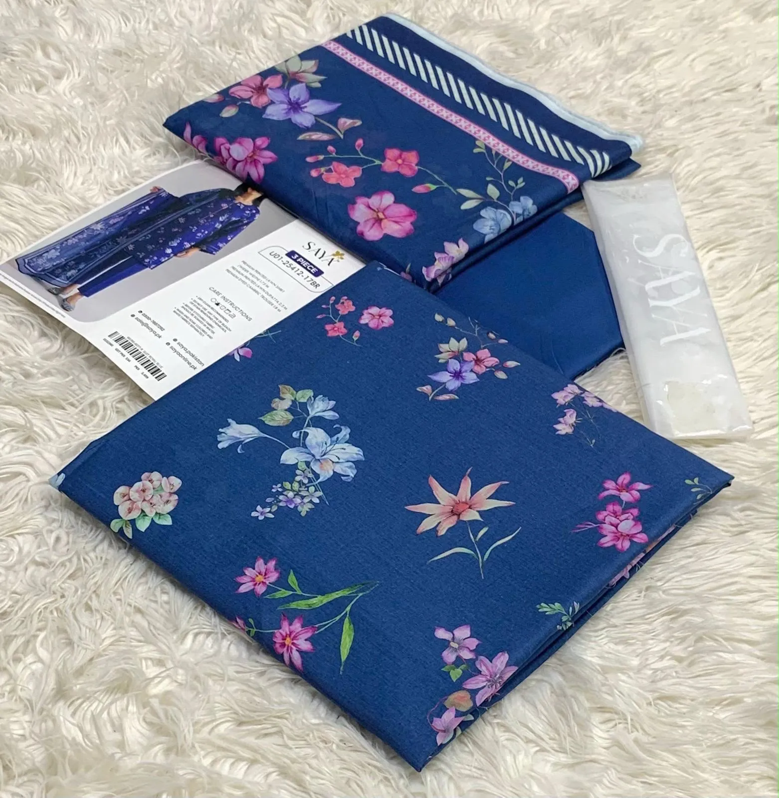 Saya Printed Lawn 3 Piece (16)