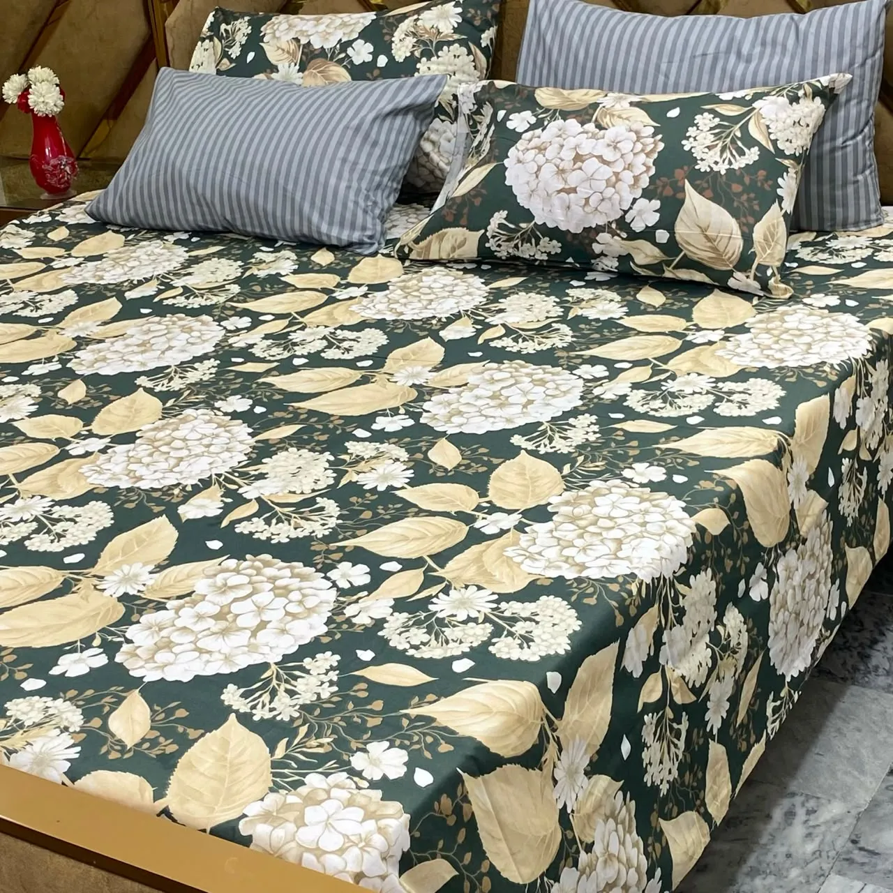 Pure Cotton Bedsheet 5 Piece Set (6)